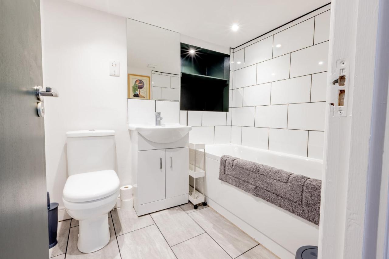 Modern 2 Bedroom Queen Street Apartment NWI Eksteriør bilde